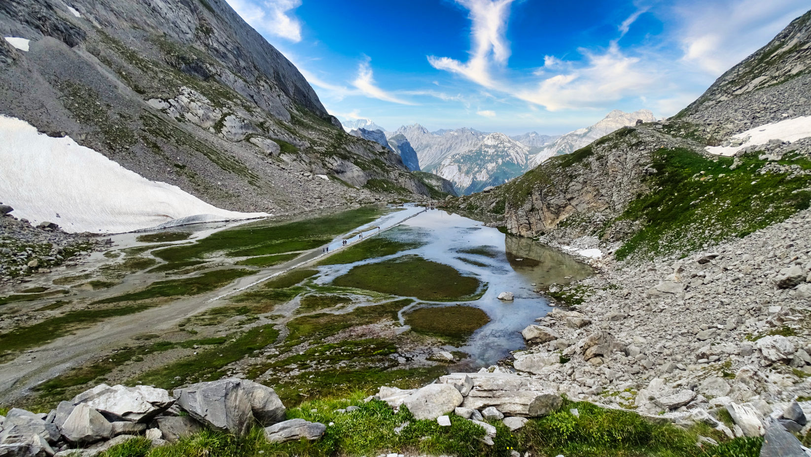 Le lac des Vaches massif de la Vanoise en randonnée BAW